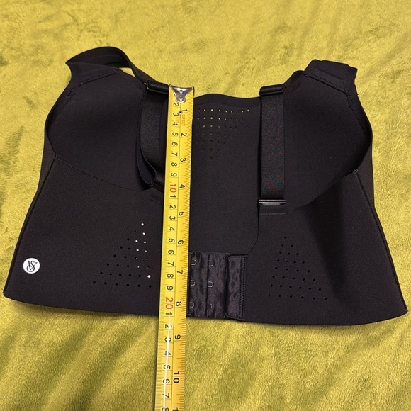 Victoria Secret Underlined No Wire, Air Hole Vents Black Bra Sz 34D - Picture 4 of 4